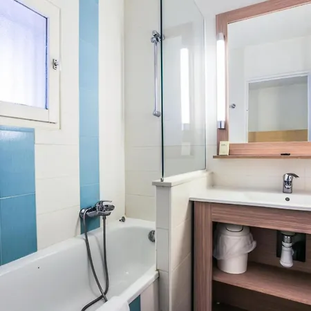 Apartment Saint-raphael Valescure - Maeva - Studio 4 Personnes Selection Mae-2426 Saint-Raphael (Var)